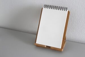 zginanie kartki papieru